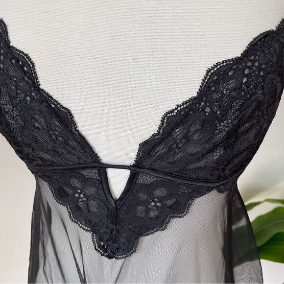 New Victoria’s Secret Chemise Babydoll Black Sheer Lace Small Sexy Deep Neck - Picture 7 of 10